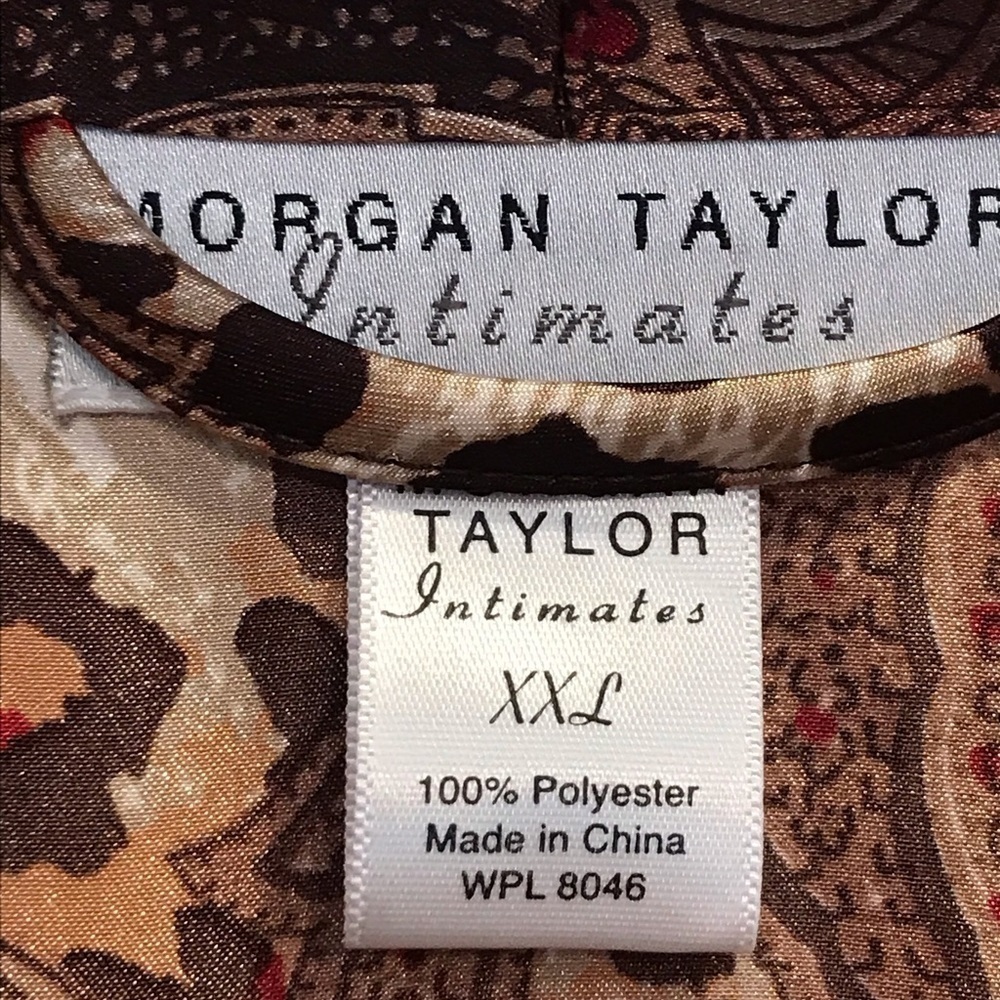 Morgan Taylor Intimates Leopard Paisley Robe Satiny Short - Picture 3 of 4